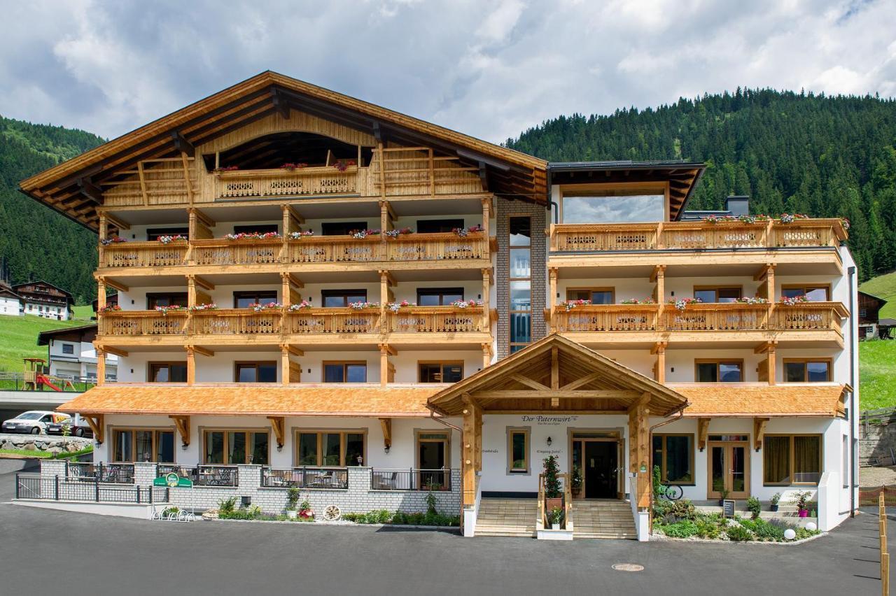 Hotel Der Paternwirt Maria Luggau Exterior foto