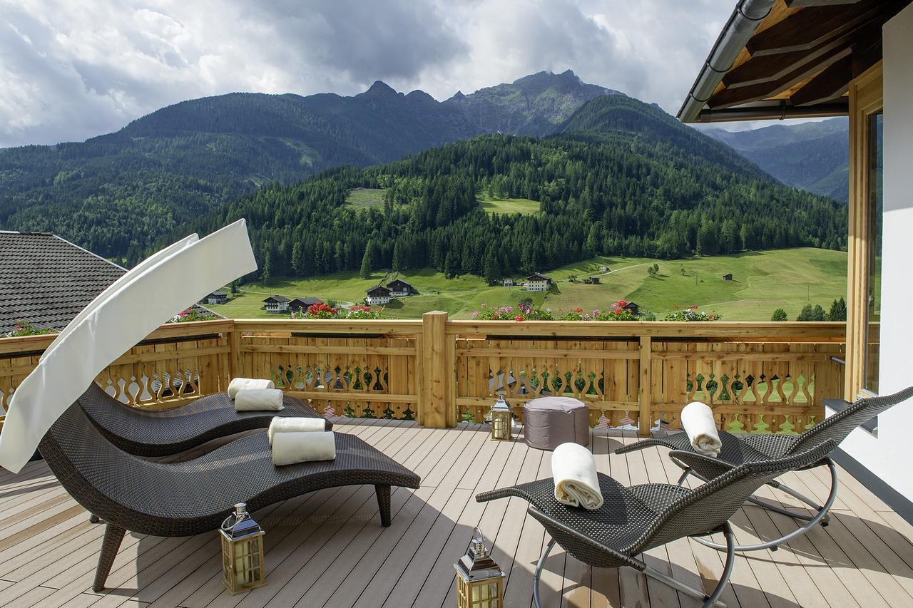 Hotel Der Paternwirt Maria Luggau Exterior foto