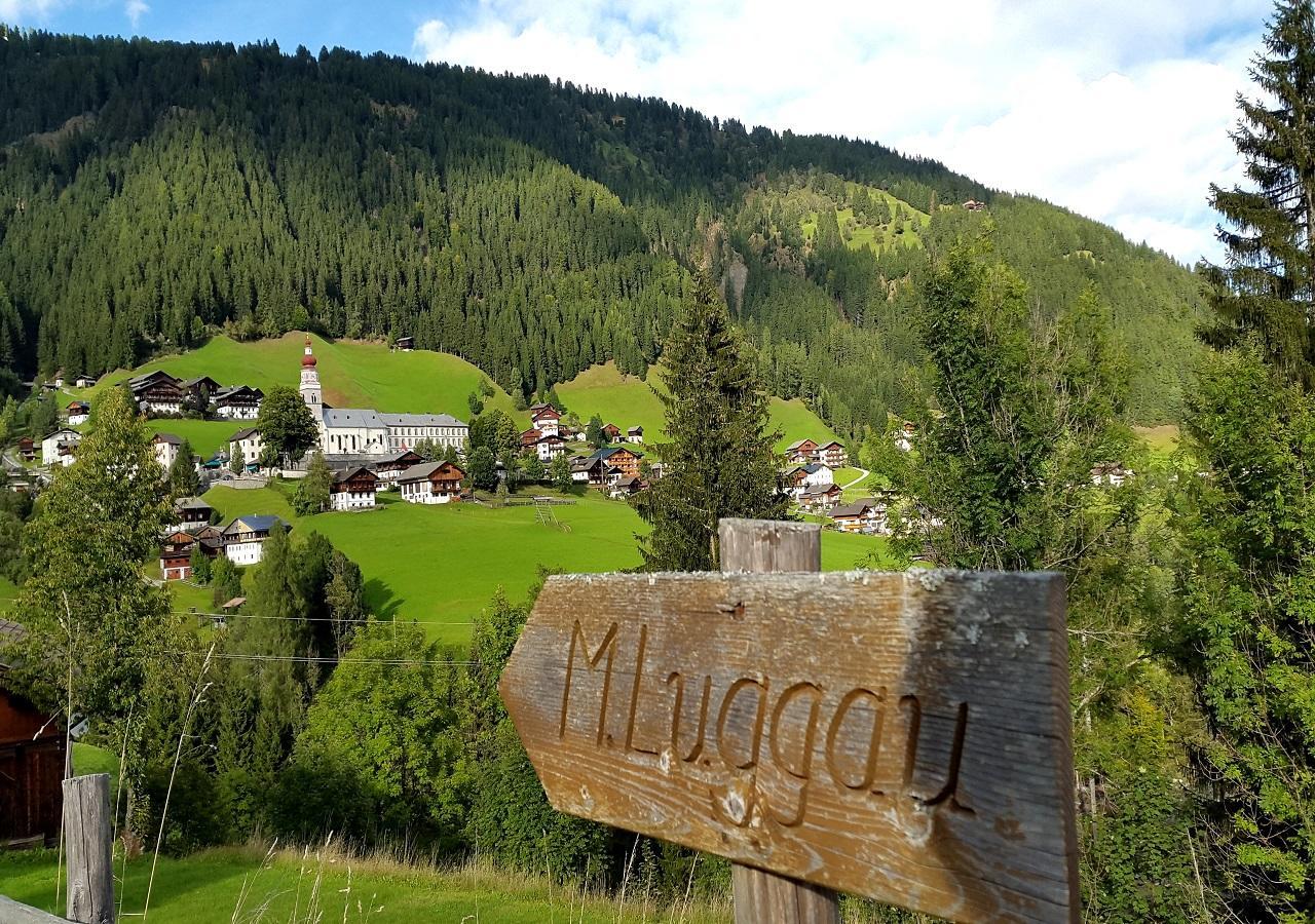Hotel Der Paternwirt Maria Luggau Exterior foto